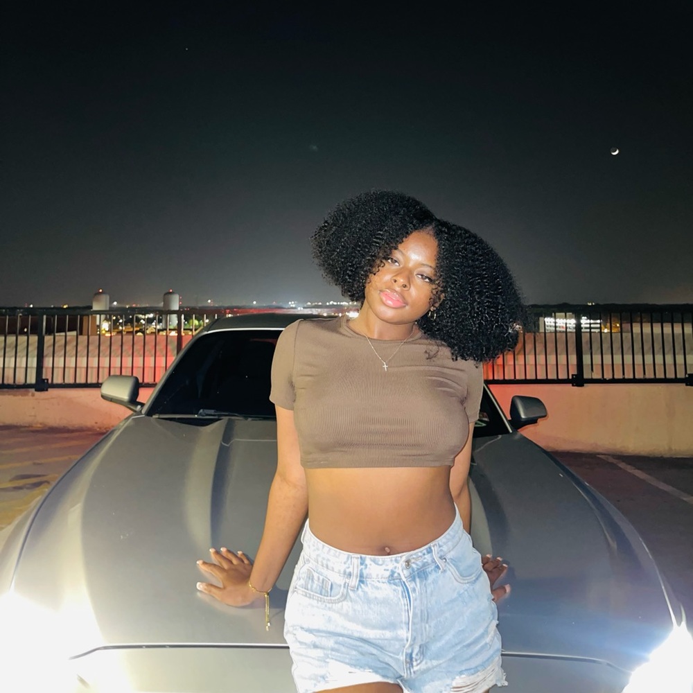 Meet your Posher, Zyairra